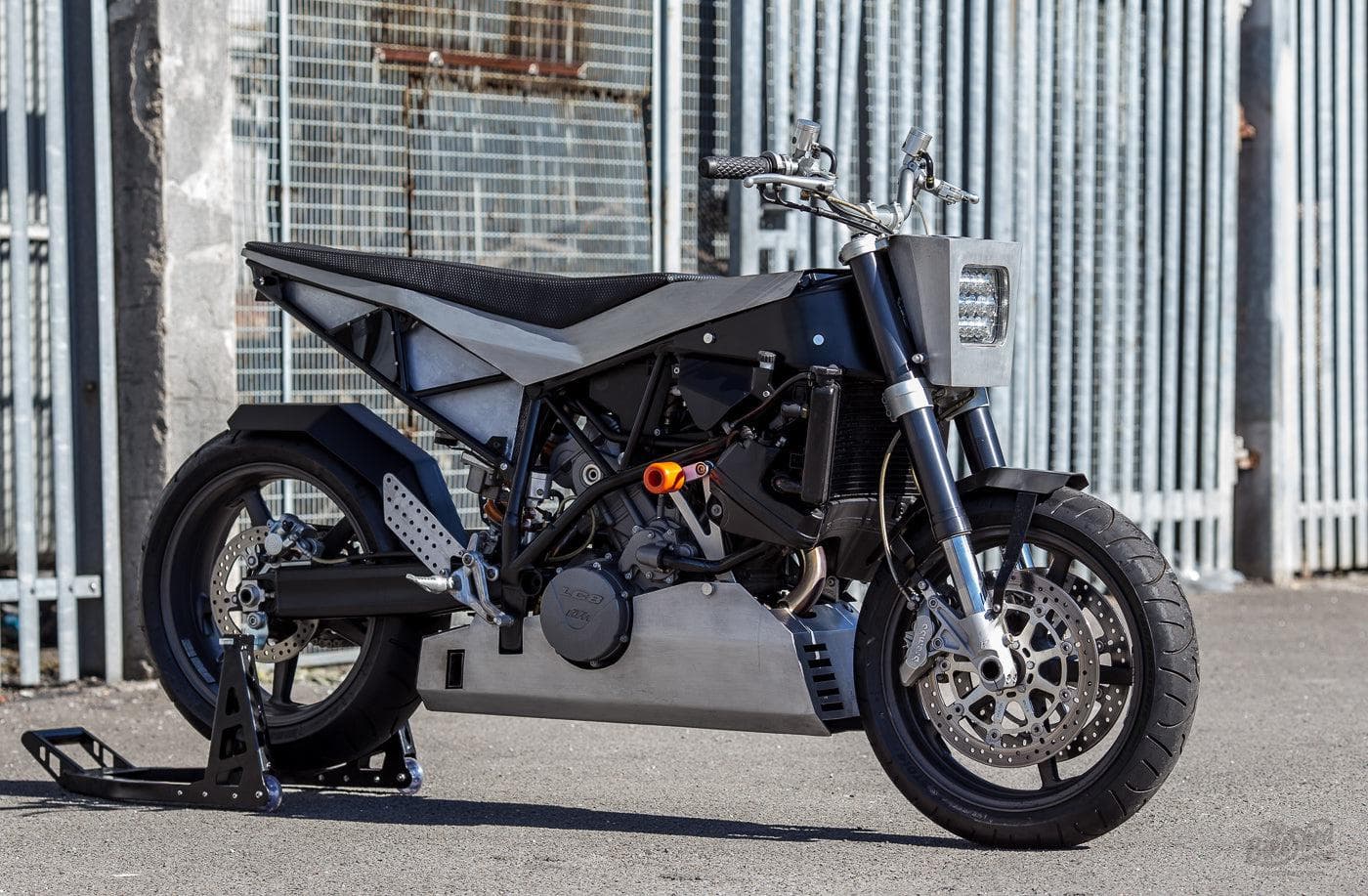 UMC-51 KTM Superduke 'Rudis'