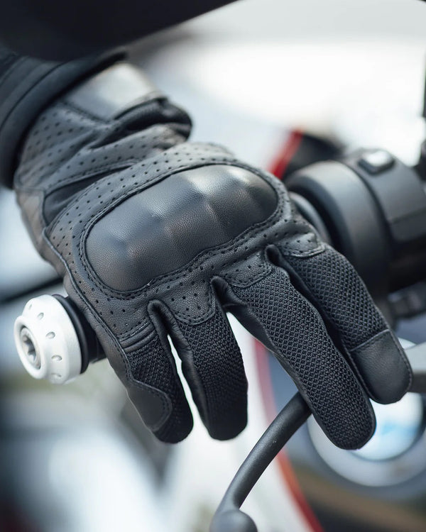 Merlin Griffin Leather Gloves - Black